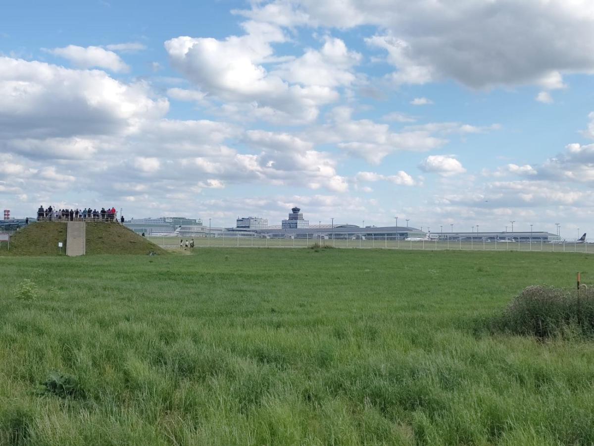 Apartmán U Letiste Kněževes Exteriér fotografie
